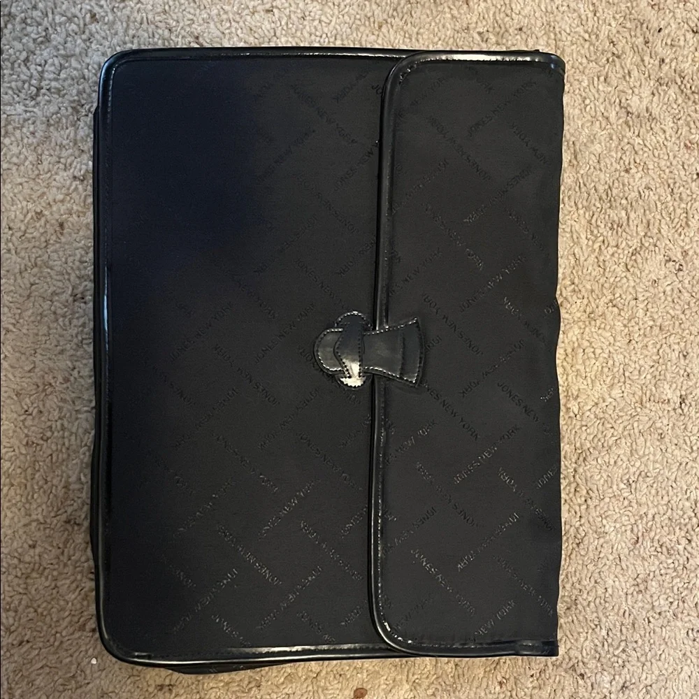 Jones New York Black Binder
